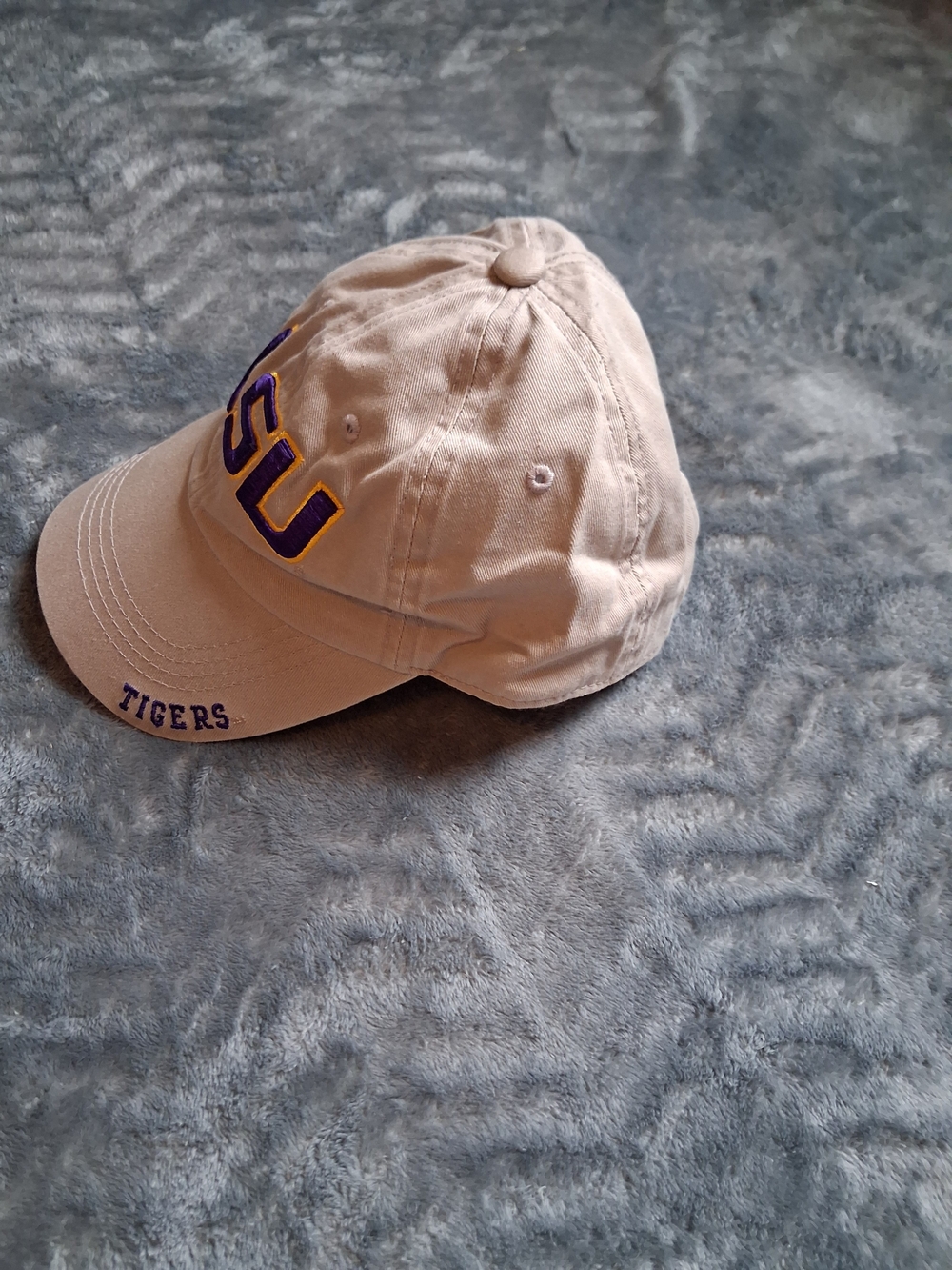 LSU NWT Cap Beige Velcro Back Mens Or Womens - Picture 5 of 11